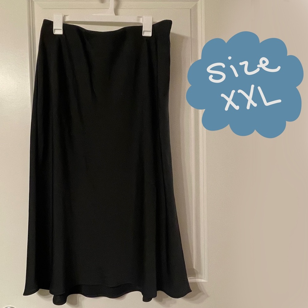⭐️ A New Day Black Satin Midi Slit Leg Skirt ⭐️
